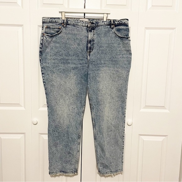 Abercrombie & Fitch The 90s Straight Leg Ultra High Rise Jeans Plus Size 36 22 - Picture 2 of 10